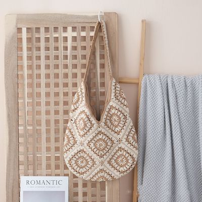 2026 New Style Floral Weave Bag Handwoven Daisy Straw Bag Women's Travel & Vacation Single Shoulder Tote Bags Wholesales