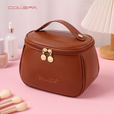 New Waterproof Cosmetic Bag PU Leather Minimalist Design Zipper Closure with Large Capacity Storage Portable and High-Quality