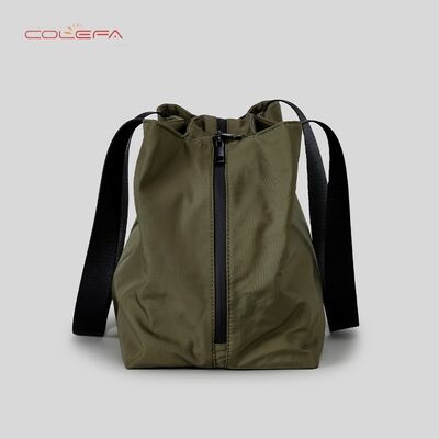 Premium-Quality Large-Capacity Lightweight Nylon Shoulder Bag Water-Resistant Tote Bag for Women Minimalist Fashionable Bags